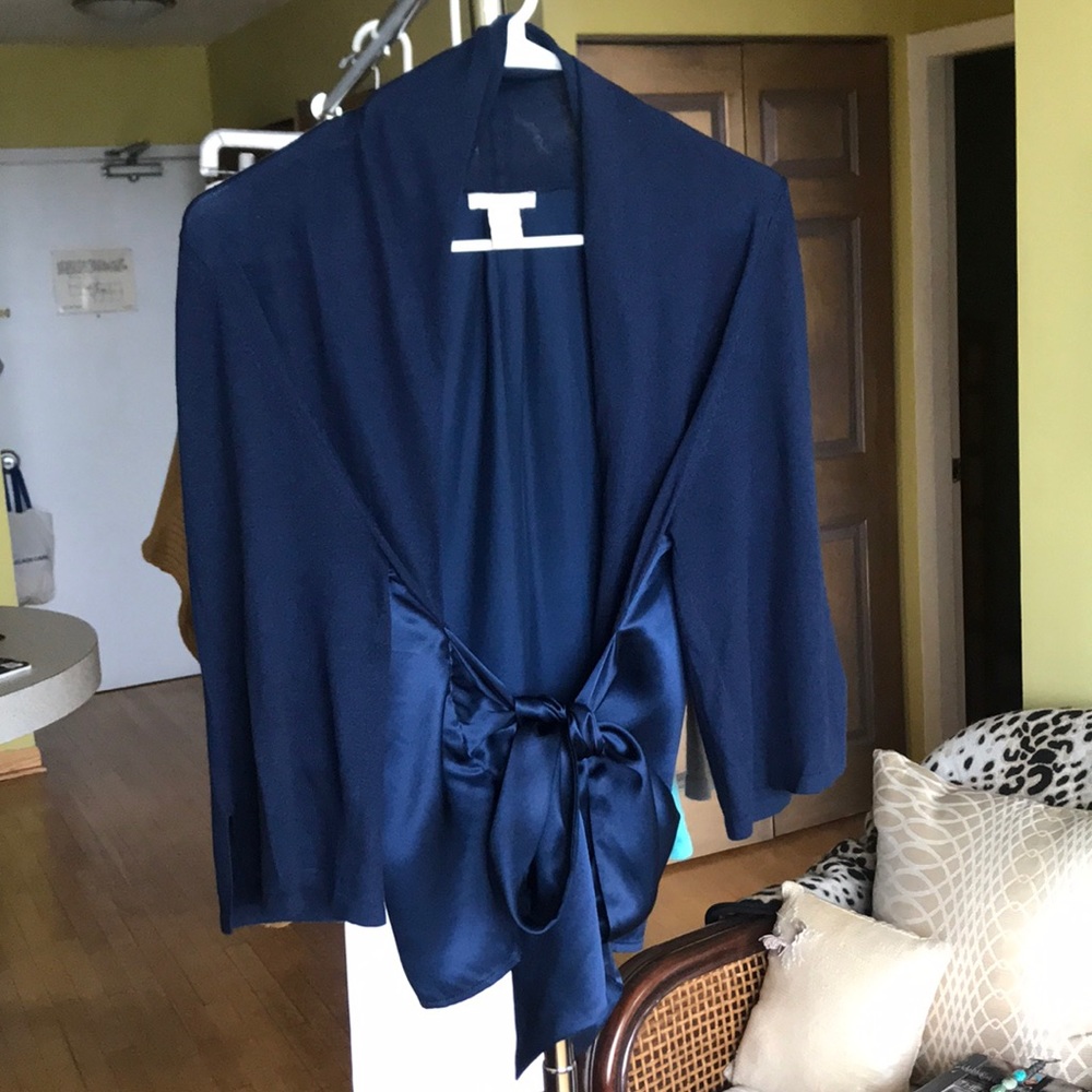 Navy cashmere & silk satin tie sweater